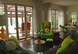 サンルーム,リビング,カラフル